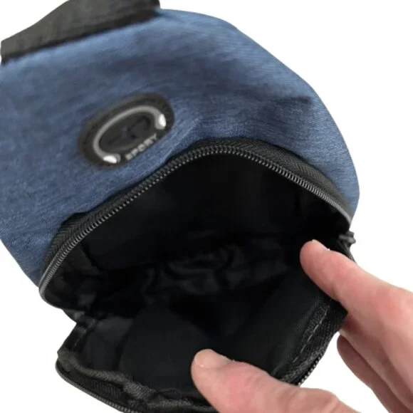 Fashion Instinct Sport Crossbody bag NWOT - Picture 3 of 3